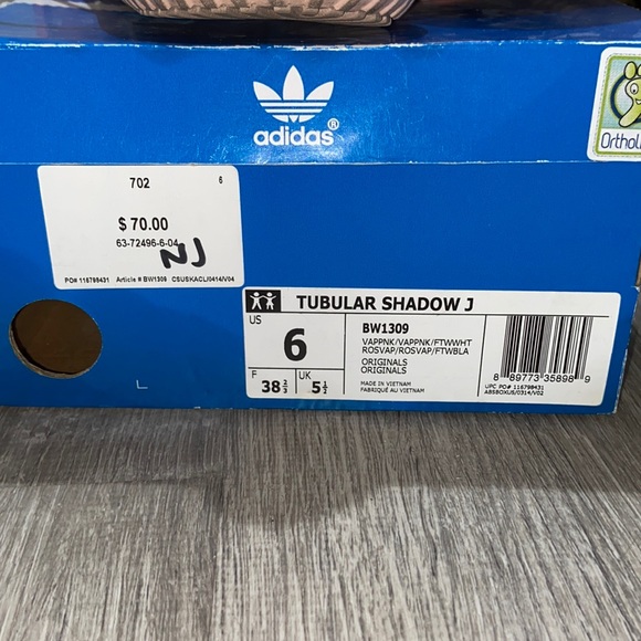 Adidas - Picture 4 of 5